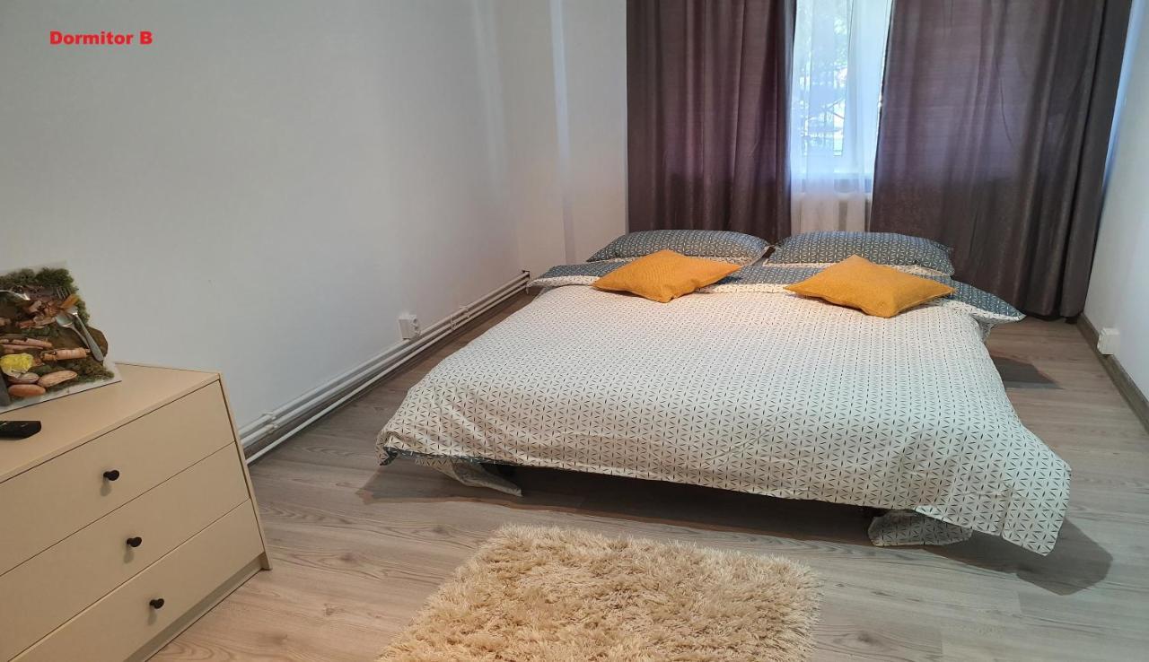 Mia Central Apart, 3 Rooms, 2 Baths, Afi Mall บราชอฟ ภายนอก รูปภาพ