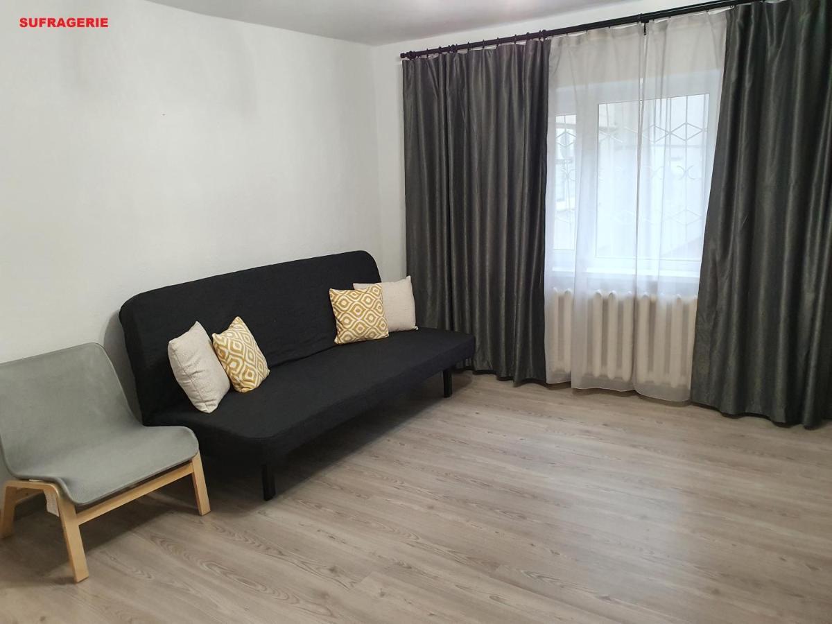 Mia Central Apart, 3 Rooms, 2 Baths, Afi Mall บราชอฟ ภายนอก รูปภาพ